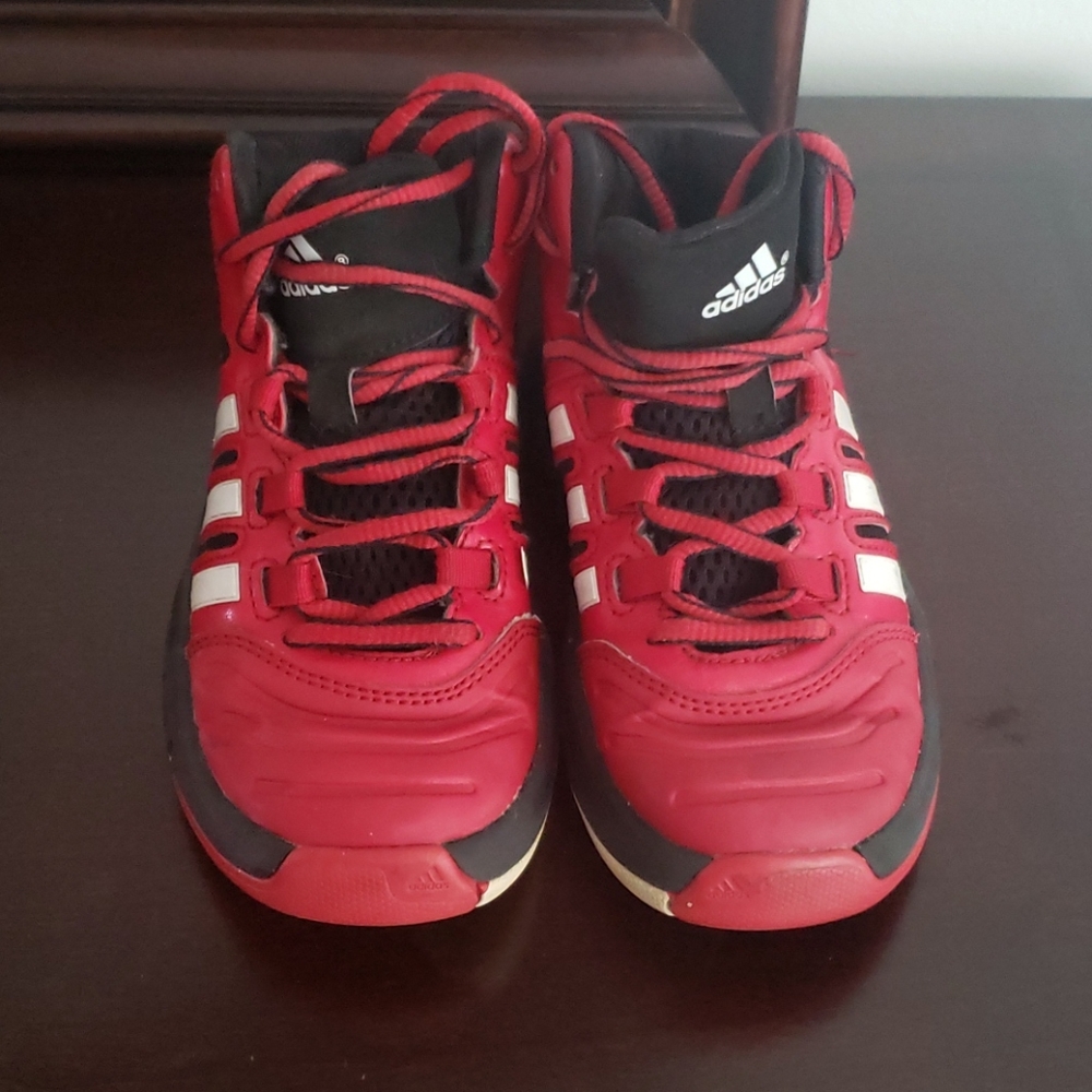 Kid's Adidas sneakers
